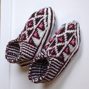 Handmade Persian Slippers, New, Crochet Knit Booties, Women's S 5-7, Traditional
